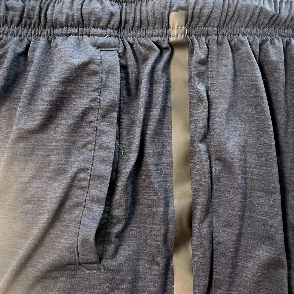 LEG3ND Men's Shorts XL Training Athletic Shorts Large Navy Blue Zipper Pockets - Picture 12 of 12